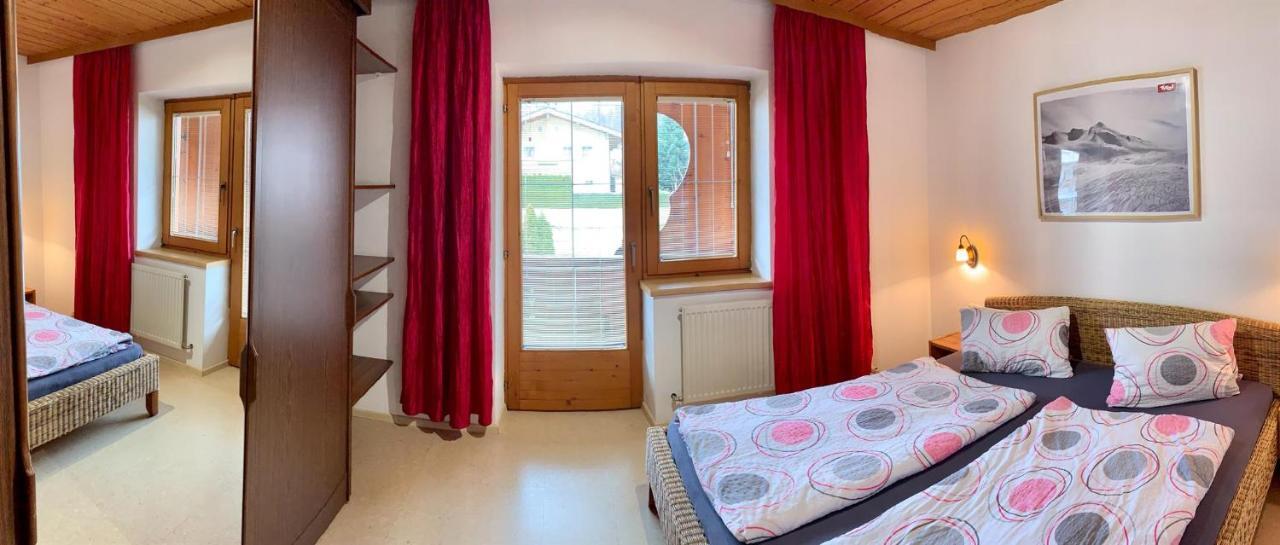 Chalet Neuhaus Ried im Zillertal Esterno foto